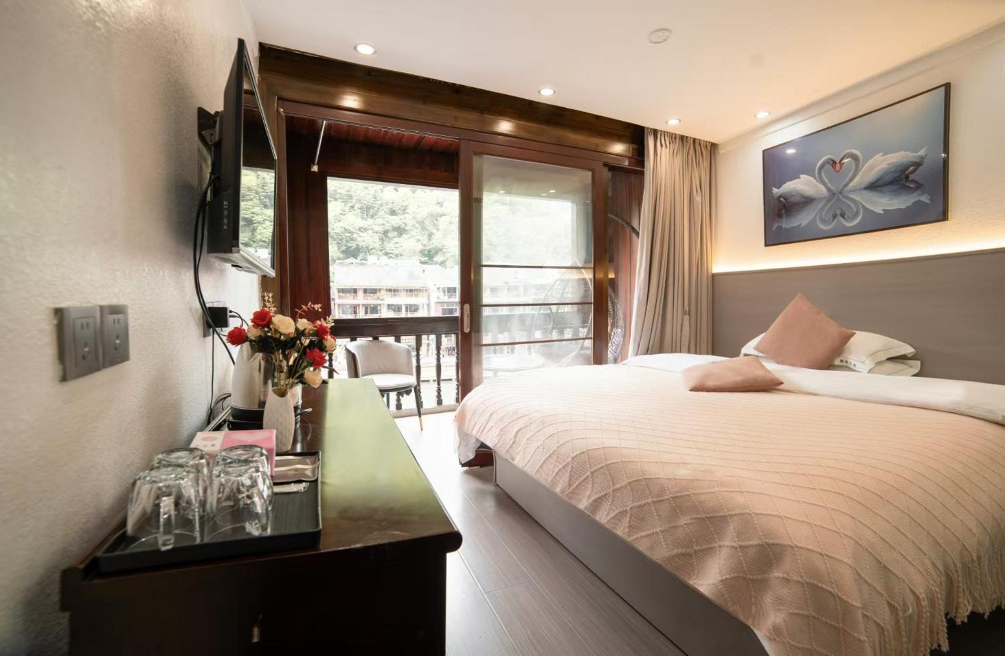Fenghuang Ancient Town Lazy Cat Riverside Inn Extérieur photo
